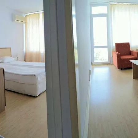 зора Kranevo