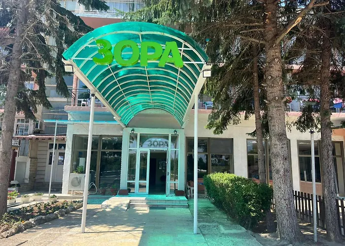 зора Hotel Kranevo